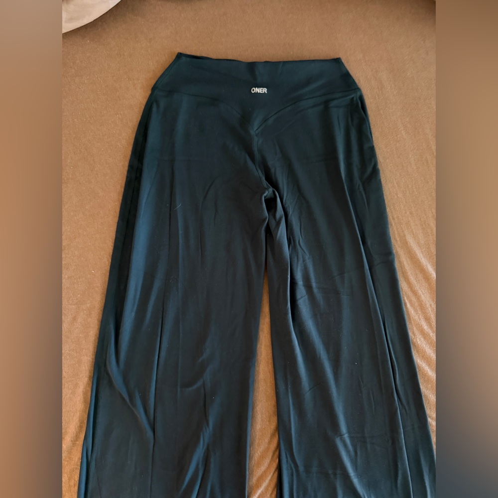 Racing green Oner active straight legs